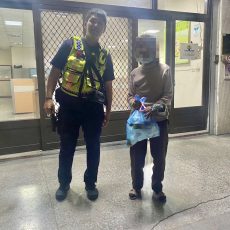失智老嫗深夜迷途　雲林暖警協助返家