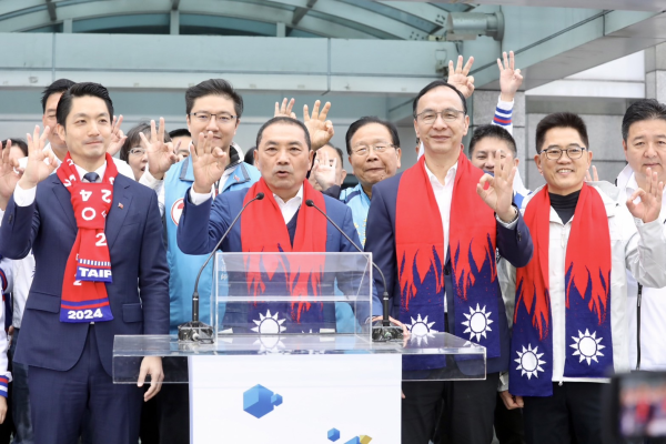 113挺侯康 護台灣9幸福!國民黨元旦升旗 朱立倫盼「2024政黨輪替重返執政」