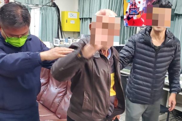 北港警籲:「天倫D+卡」很重要! 百歲失智老翁迷途 北港警協助返家