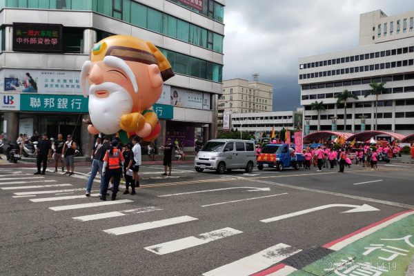 與神同行 桃警結合「交通安全月、婦幼安全及反詐騙」宣導