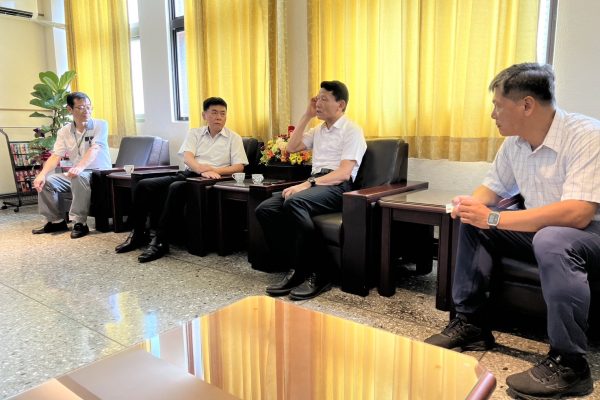 臺中港警與關務署臺中關交流 共同強化國境把關工作